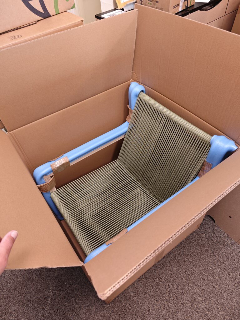 MBE Packing chair MBE Packing service